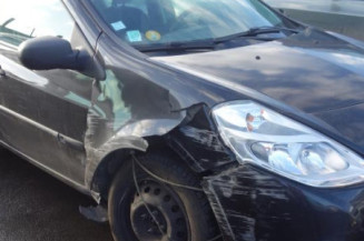 Optique avant principal gauche (feux)(phare) RENAULT CLIO 3