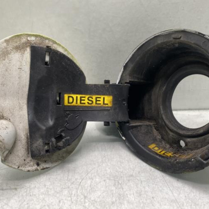 Trappe d'essence CITROEN DS3 Photo n°3