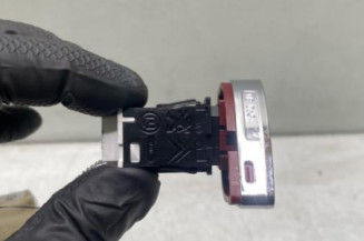 Bouton de warning CITROEN DS3