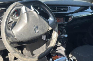 Bouton de warning CITROEN DS3