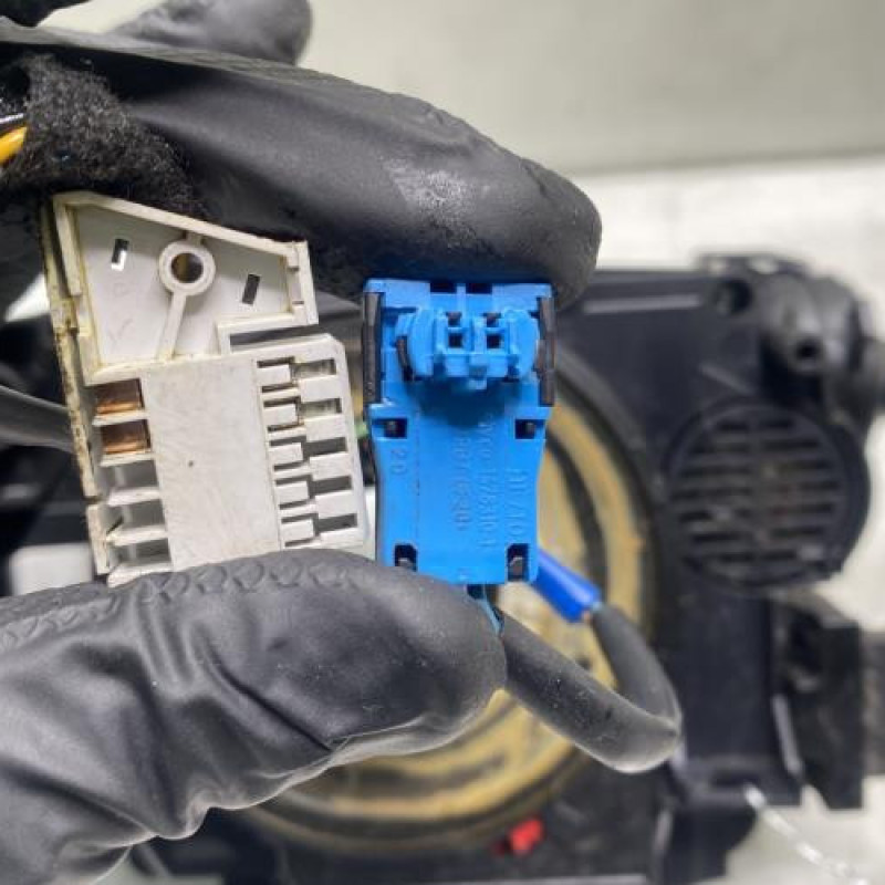 Com (Bloc Contacteur Tournant+Commodo Essuie Glace+Commodo Phare) CITROEN DS3 Photo n°7