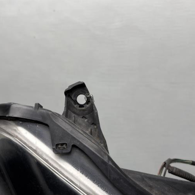 Optique avant principal droit (feux)(phare) PEUGEOT 107 Photo n°3