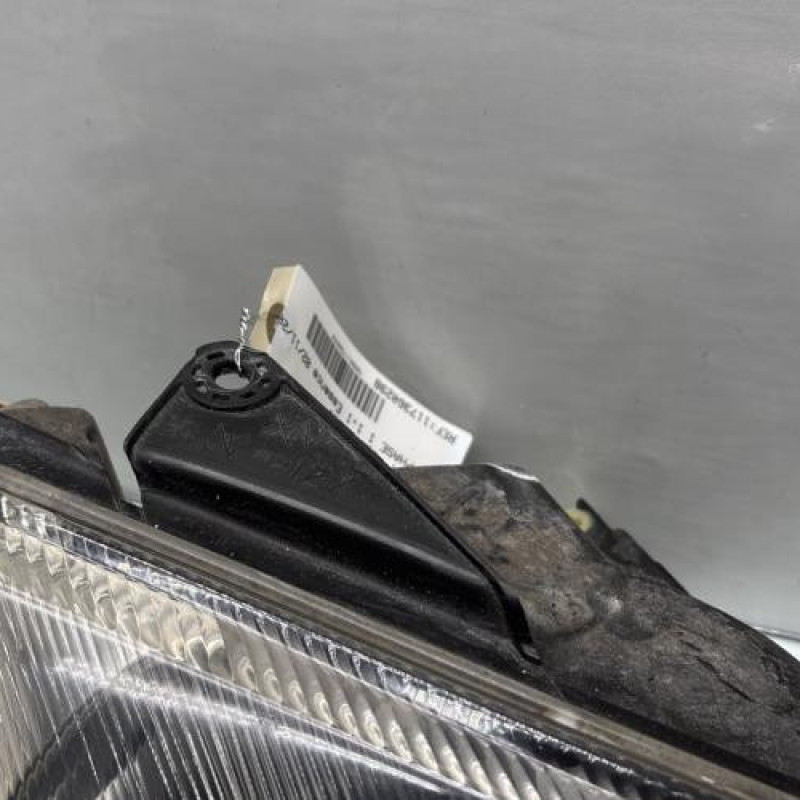 Optique avant principal droit (feux)(phare) PEUGEOT 206 Photo n°2