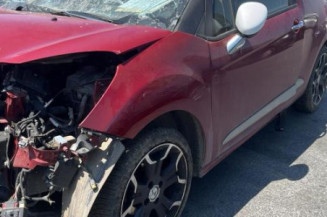 Feu arriere stop central DS DS3