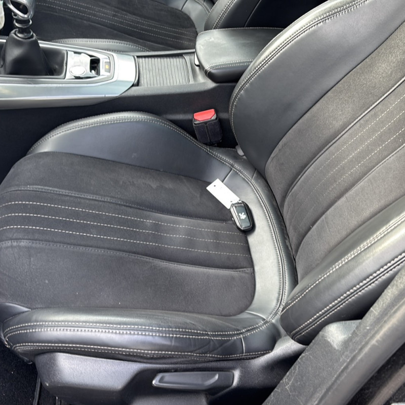 PEUGEOT 308 2 PHASE 1 1.6 HDI - 8V TURBO Photo n°23