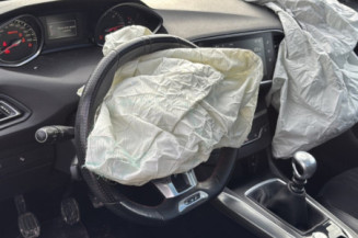 PEUGEOT 308 2 PHASE 1 1.6 HDI - 8V TURBO