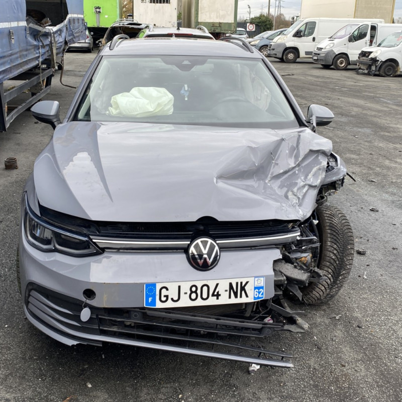 VOLKSWAGEN GOLF 8 SW PHASE 1 BREAK 1.5 TSI BLUE MOTION - 16V TURBO Photo n°6