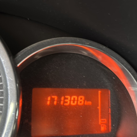 DACIA SANDERO 2 PHASE 1 1.5 BLUE DCI - 8V TURBO Photo n°1