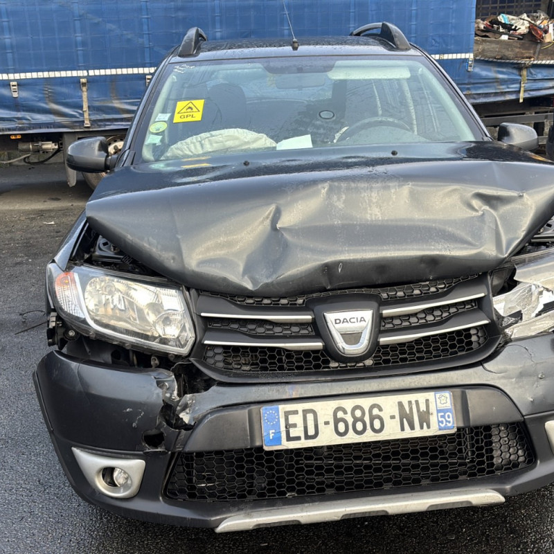 DACIA SANDERO 2 PHASE 1 1.5 BLUE DCI - 8V TURBO Photo n°9