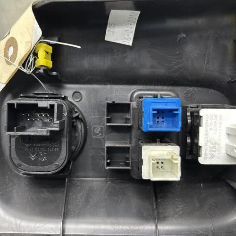 Commande retroviseurs CITROEN C3 3 Photo n°2