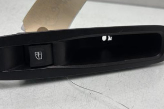 Interrupteur de leve vitre arriere droit RENAULT MEGANE 4 Photo n°1