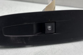 Interrupteur de leve vitre avant droit RENAULT MEGANE 4 Photo n°1