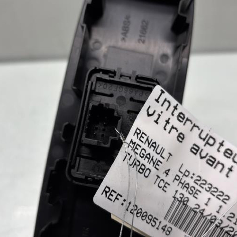 Interrupteur de leve vitre avant droit RENAULT MEGANE 4 Photo n°3