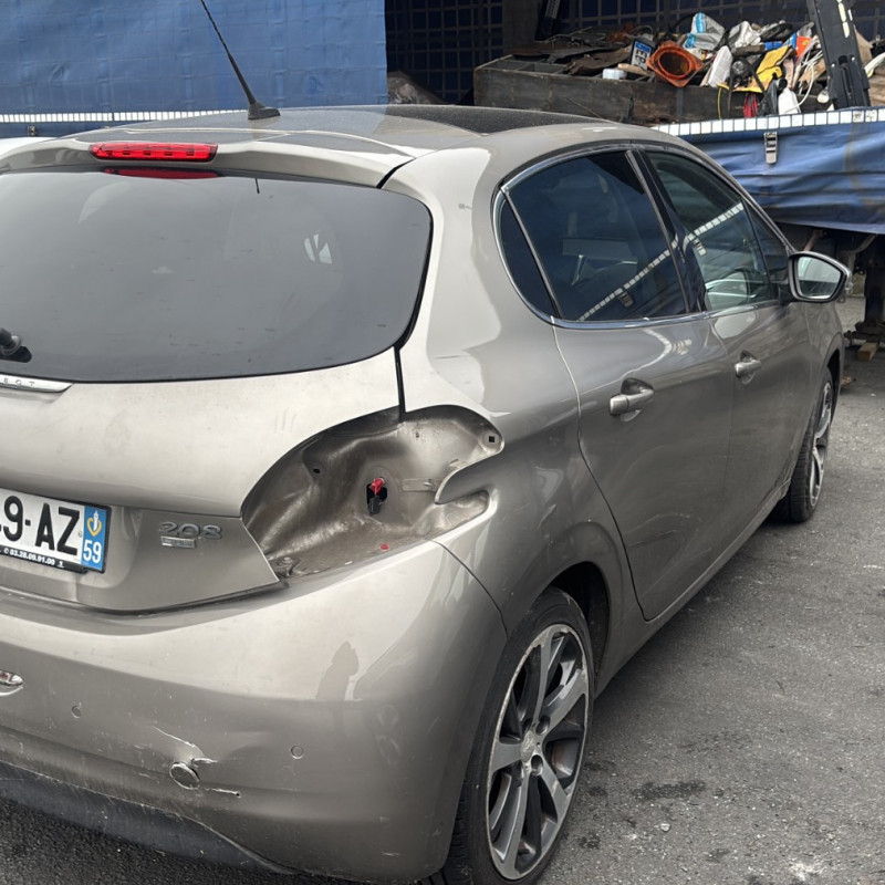 PEUGEOT 208 1 PHASE 1 1.6 HDI - 8V TURBO Photo n°5