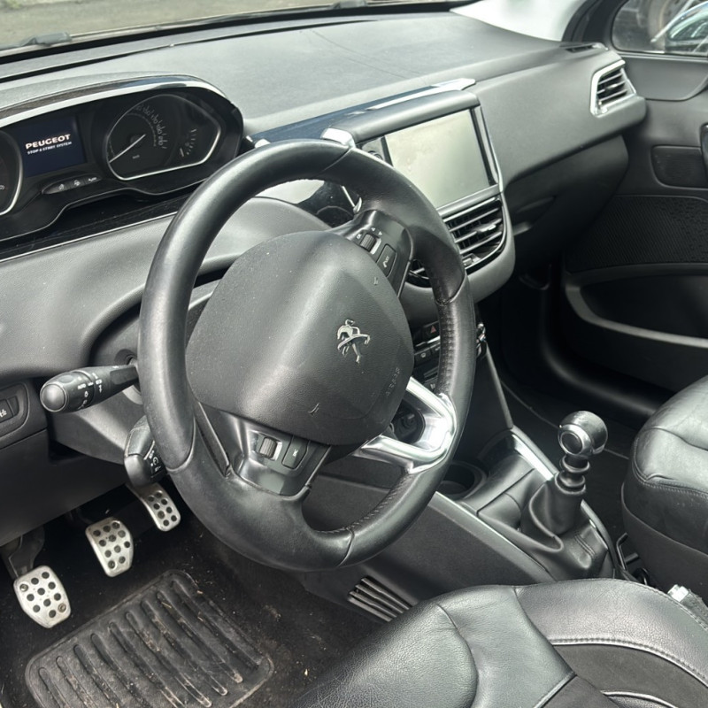 PEUGEOT 208 1 PHASE 1 1.6 HDI - 8V TURBO Photo n°13