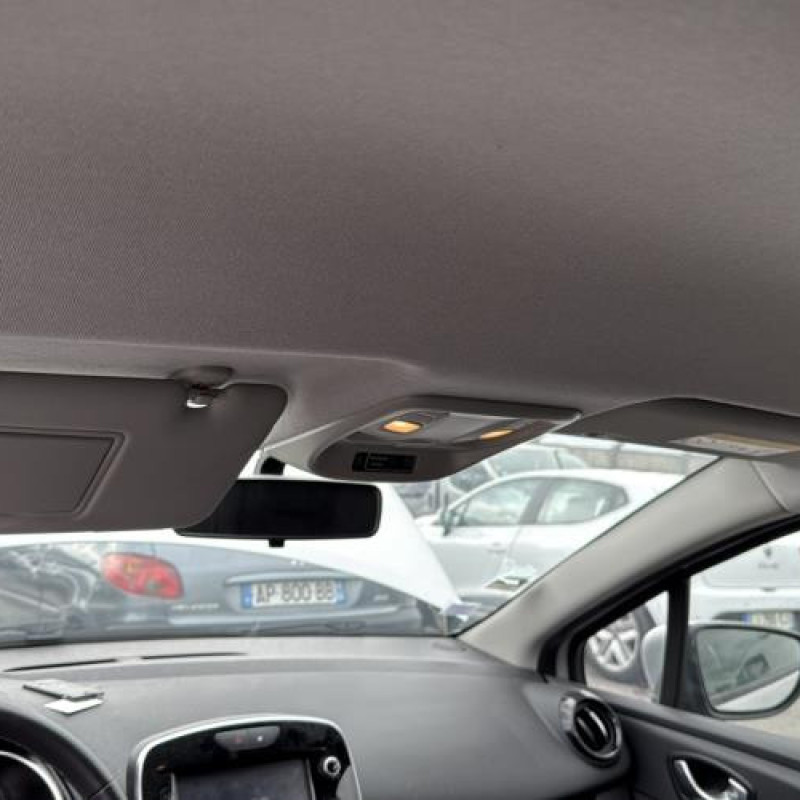 Reservoir essence RENAULT CLIO 4 Photo n°13