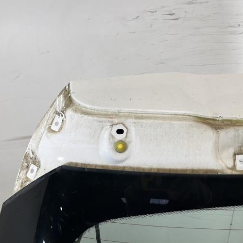 Malle/Hayon arriere PEUGEOT 2008 1 Photo n°2