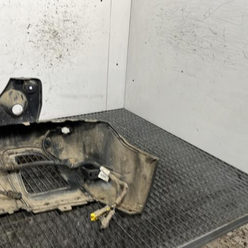 Pare choc arriere PEUGEOT 2008 1 Photo n°4