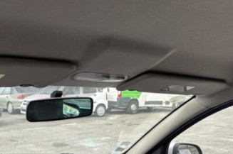 Arret de porte avant gauche DACIA DUSTER 1