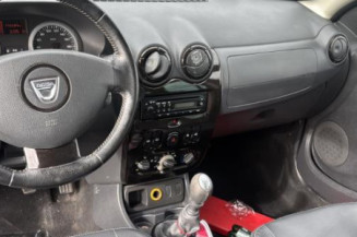 Pretensionneur de ceinture avant droit DACIA DUSTER 1