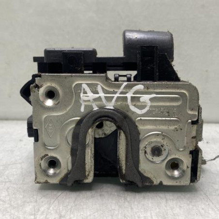 Serrure avant gauche DACIA DUSTER 1