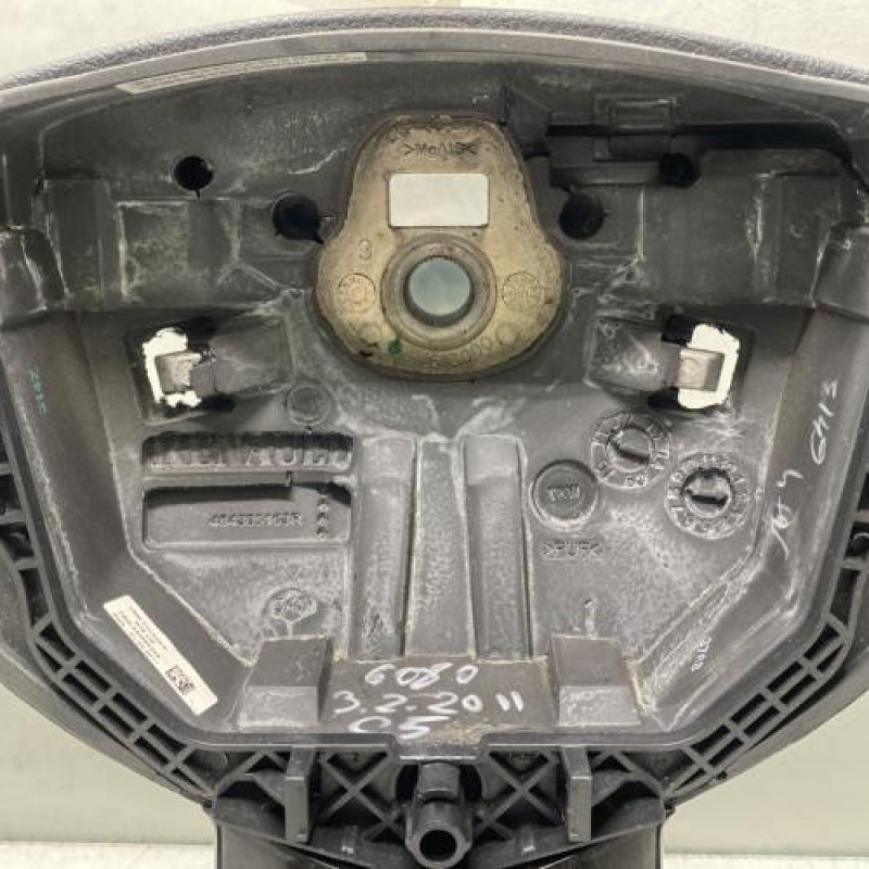 Volant DACIA DUSTER 1 Photo n°2