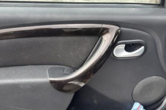 Volant DACIA DUSTER 1