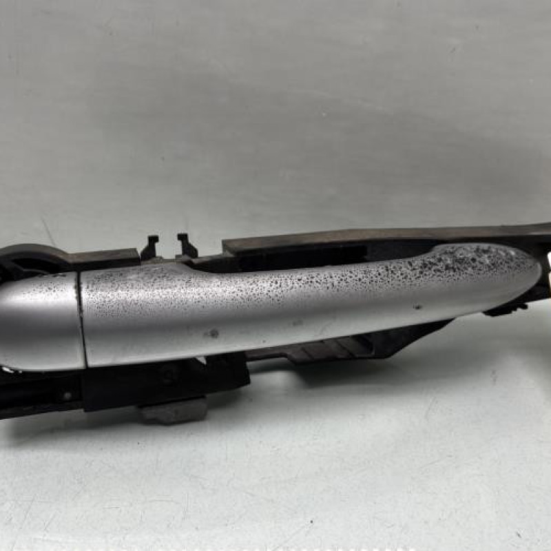 Poignee porte avant droit RENAULT MODUS Photo n°1