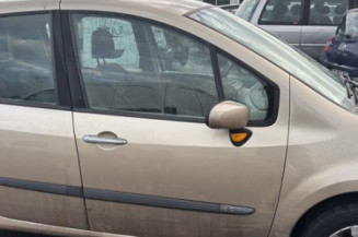 Poignee porte avant droit RENAULT MODUS