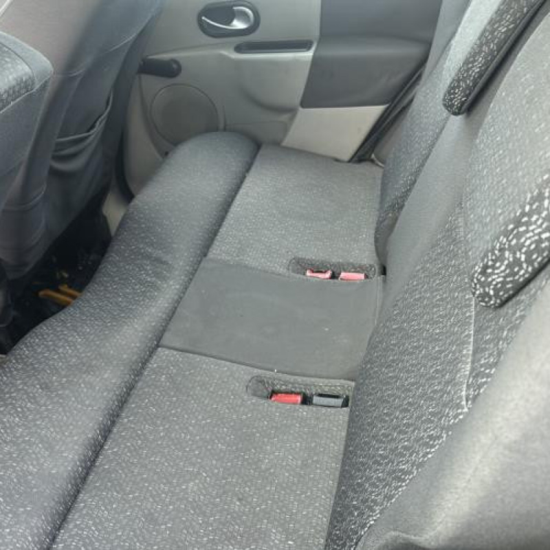 Poignee porte avant droit RENAULT MODUS Photo n°17