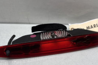 Feu arriere stop central RENAULT MODUS Photo n°1