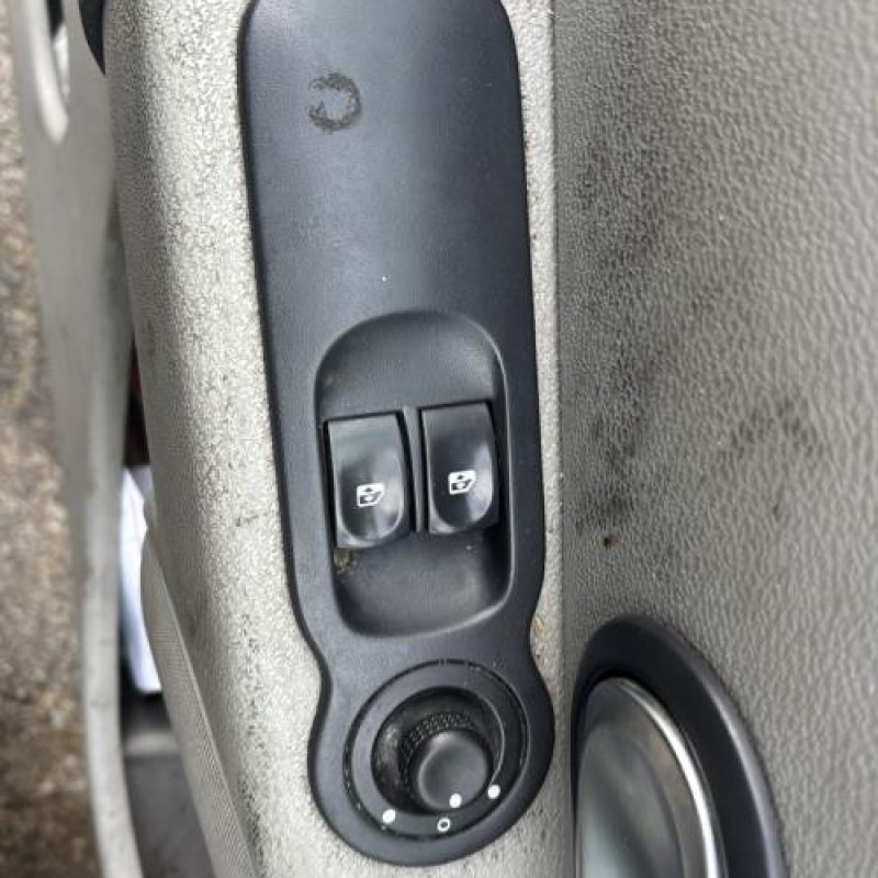 Serrure arriere gauche RENAULT MODUS Photo n°16