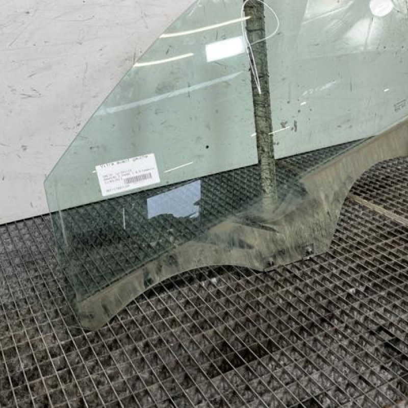 Vitre avant gauche DACIA SANDERO 2 Photo n°2