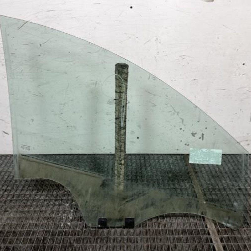 Vitre avant gauche DACIA SANDERO 2 Photo n°4