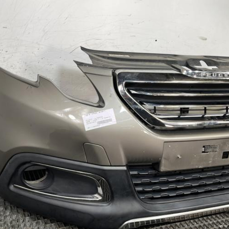 Pare choc avant PEUGEOT 2008 1 Photo n°2