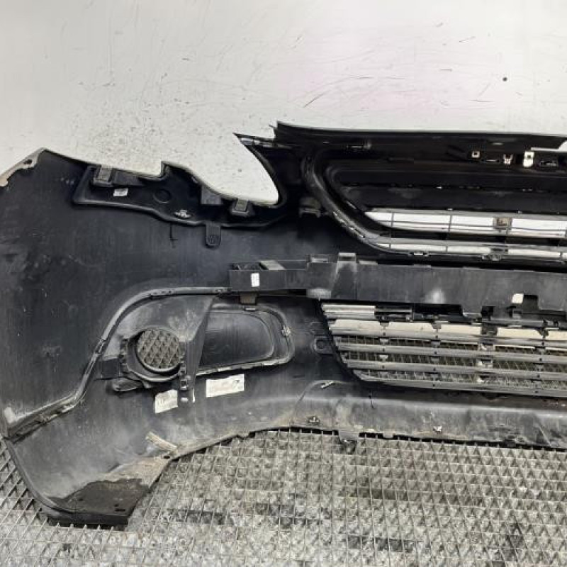 Pare choc avant PEUGEOT 2008 1 Photo n°6