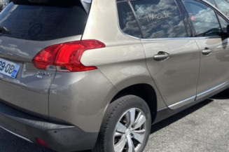Pare choc avant PEUGEOT 2008 1