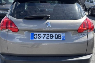 Pare choc avant PEUGEOT 2008 1