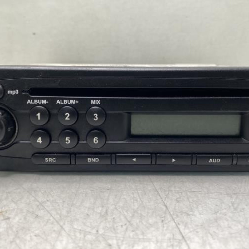 Autoradio d'origine DACIA DUSTER 1 Photo n°1