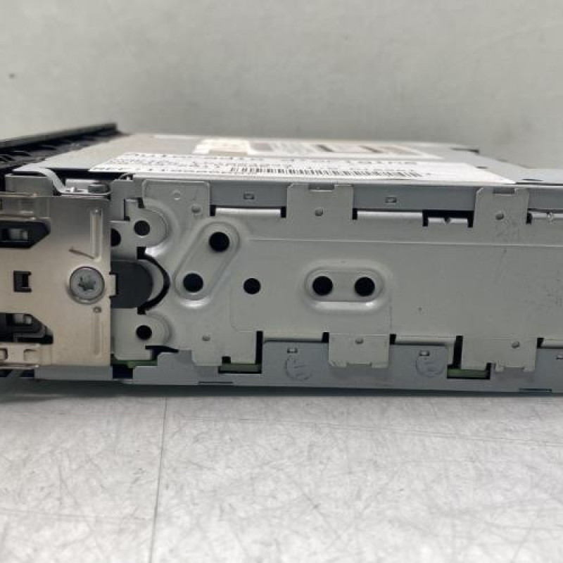 Autoradio d'origine DACIA DUSTER 1 Photo n°2