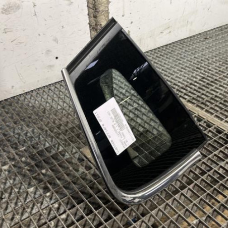 Custode arriere droit PEUGEOT 2008 1