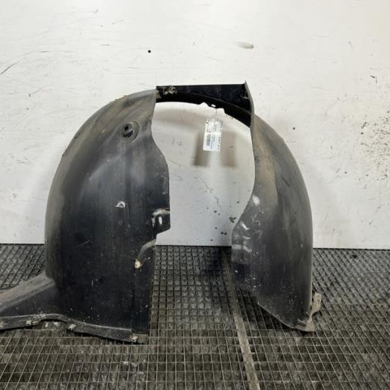 Pare boue avant droit VOLKSWAGEN TOURAN 2 Photo n°2