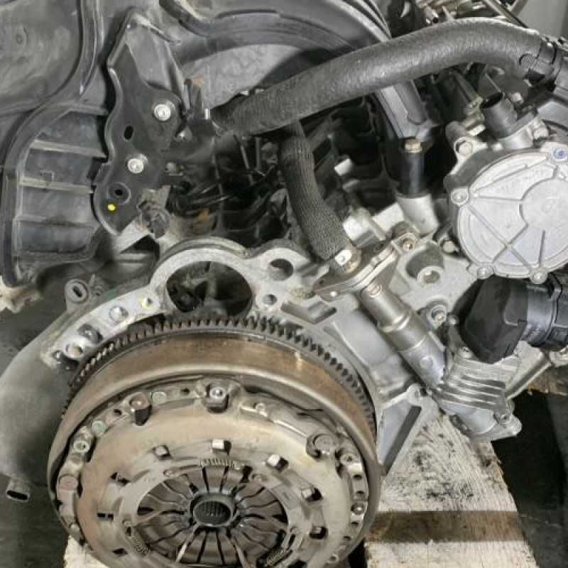 Moteur BMW SERIE 1 E81 Photo n°2