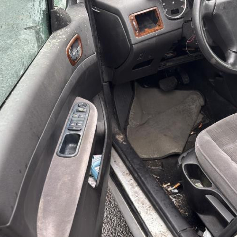 Interrupteur de leve vitre avant gauche PEUGEOT 307 Photo n°17