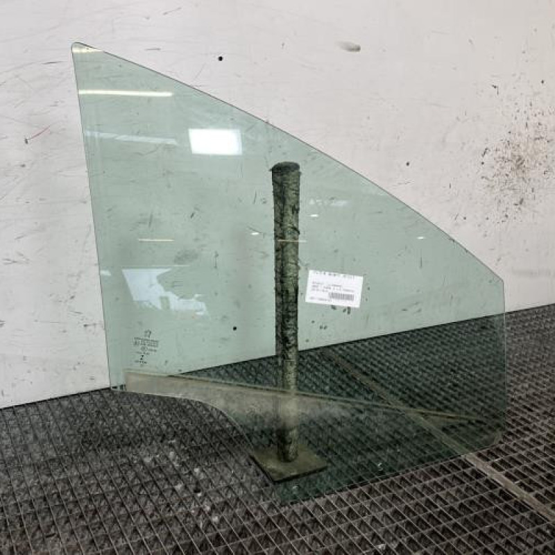 Vitre avant droit PEUGEOT 3008 1 Photo n°3