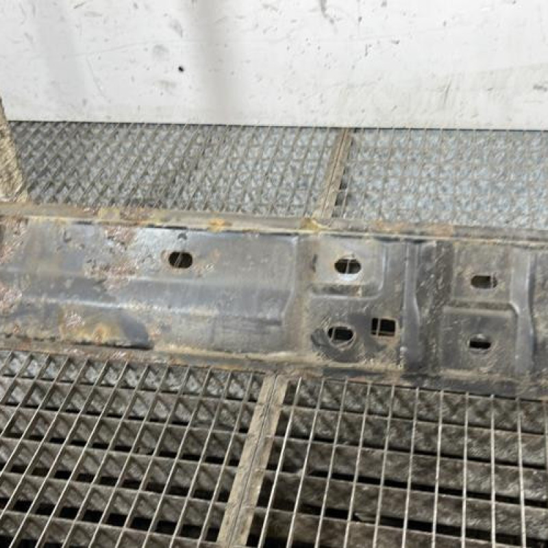 Renfort pare choc arriere (traverse) TOYOTA AURIS 1 Photo n°3