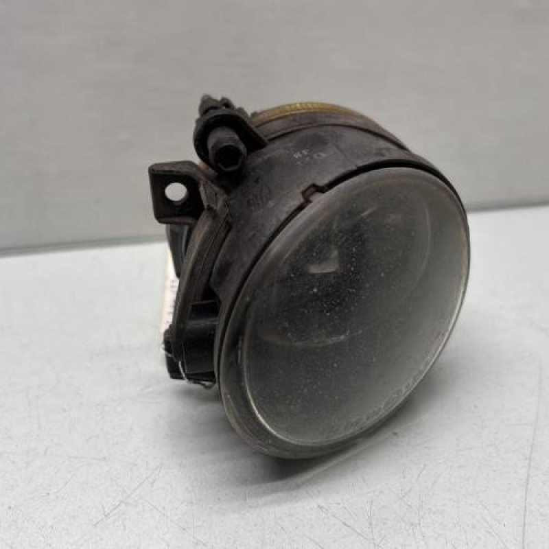 Anti brouillard droit (feux) VOLKSWAGEN GOLF 5 Photo n°2