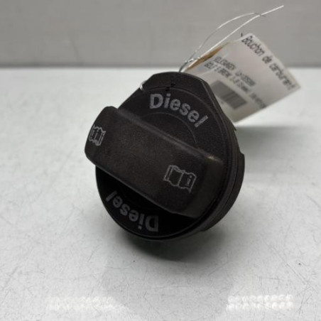 Bouchon de carburant VOLKSWAGEN GOLF 5 Photo n°1