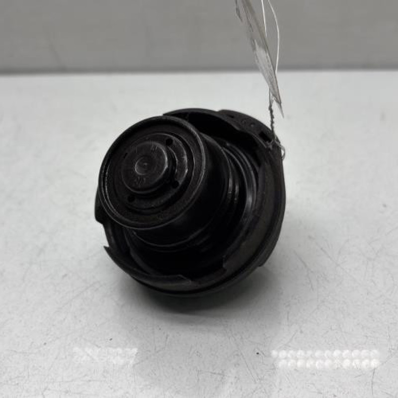 Bouchon de carburant VOLKSWAGEN GOLF 5 Photo n°3