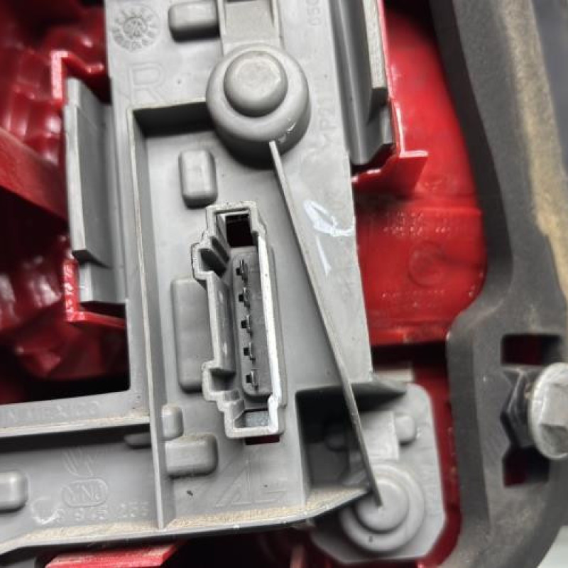 Feu arriere principal droit (feux) VOLKSWAGEN GOLF 5 Photo n°3